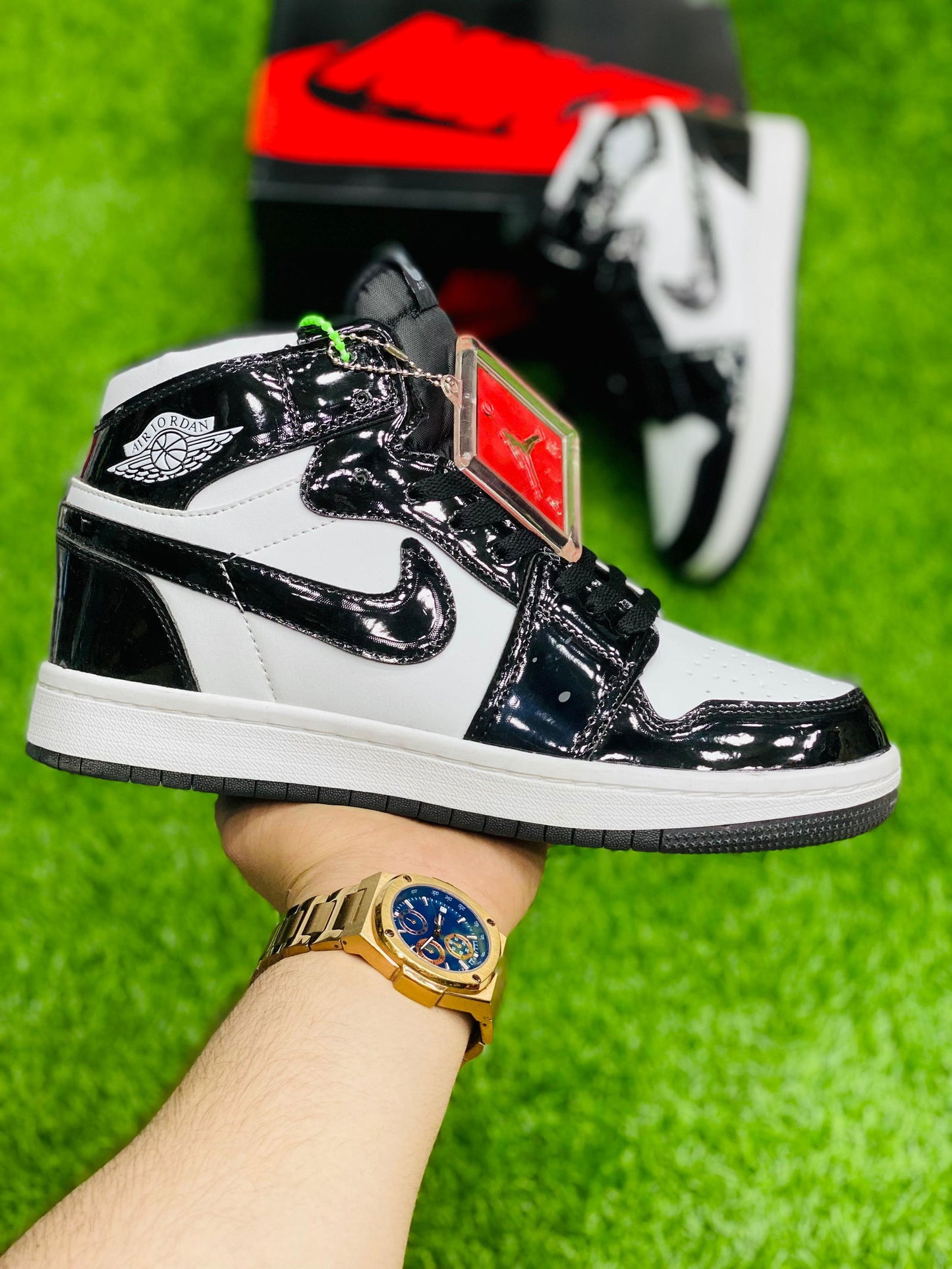 Air Jordan 1 Mid Black Shiny - Duad (ض)