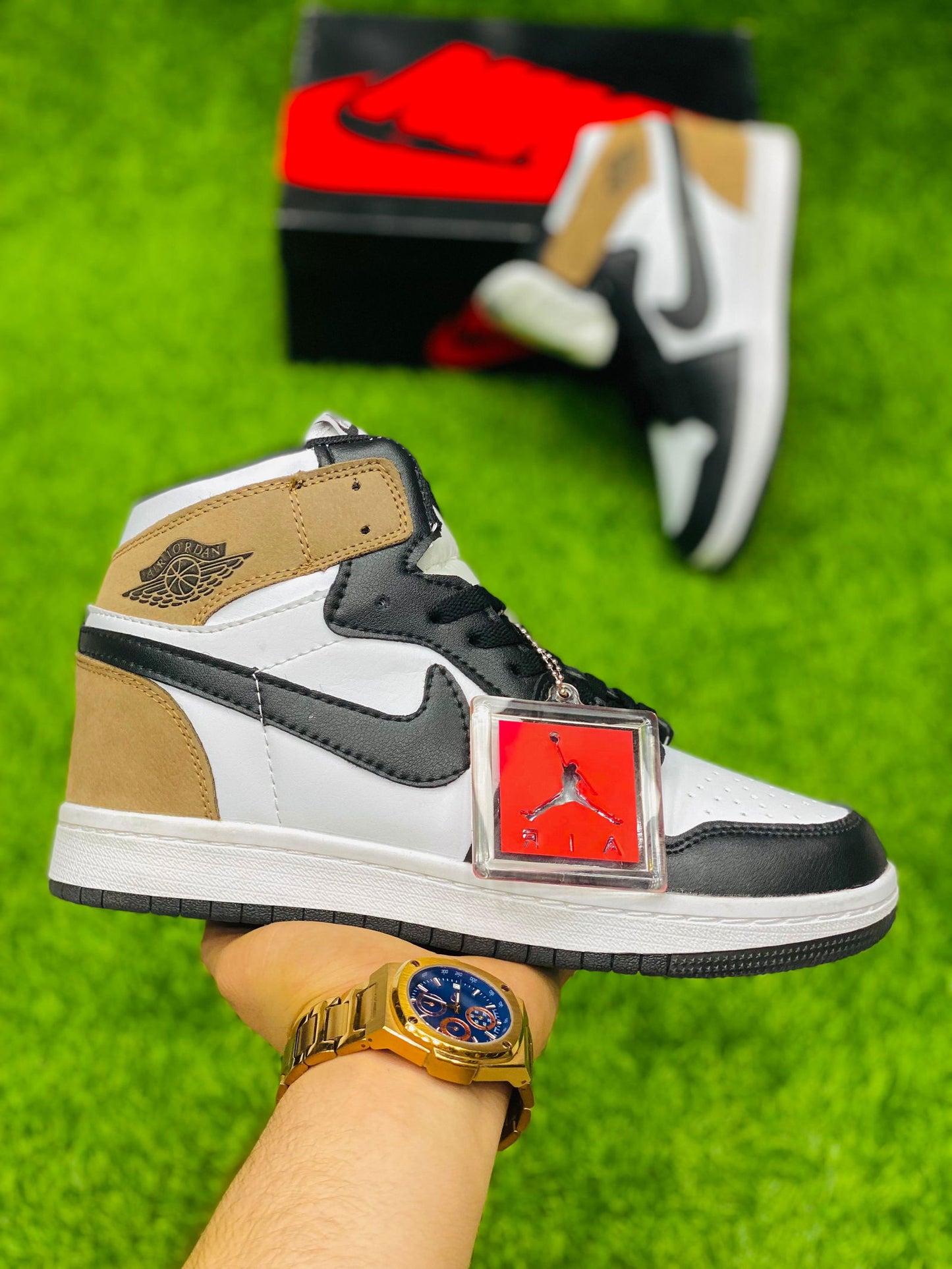 Air Jordan 1 Mid OG Latte Legend Medium Brown - Duad (ض)