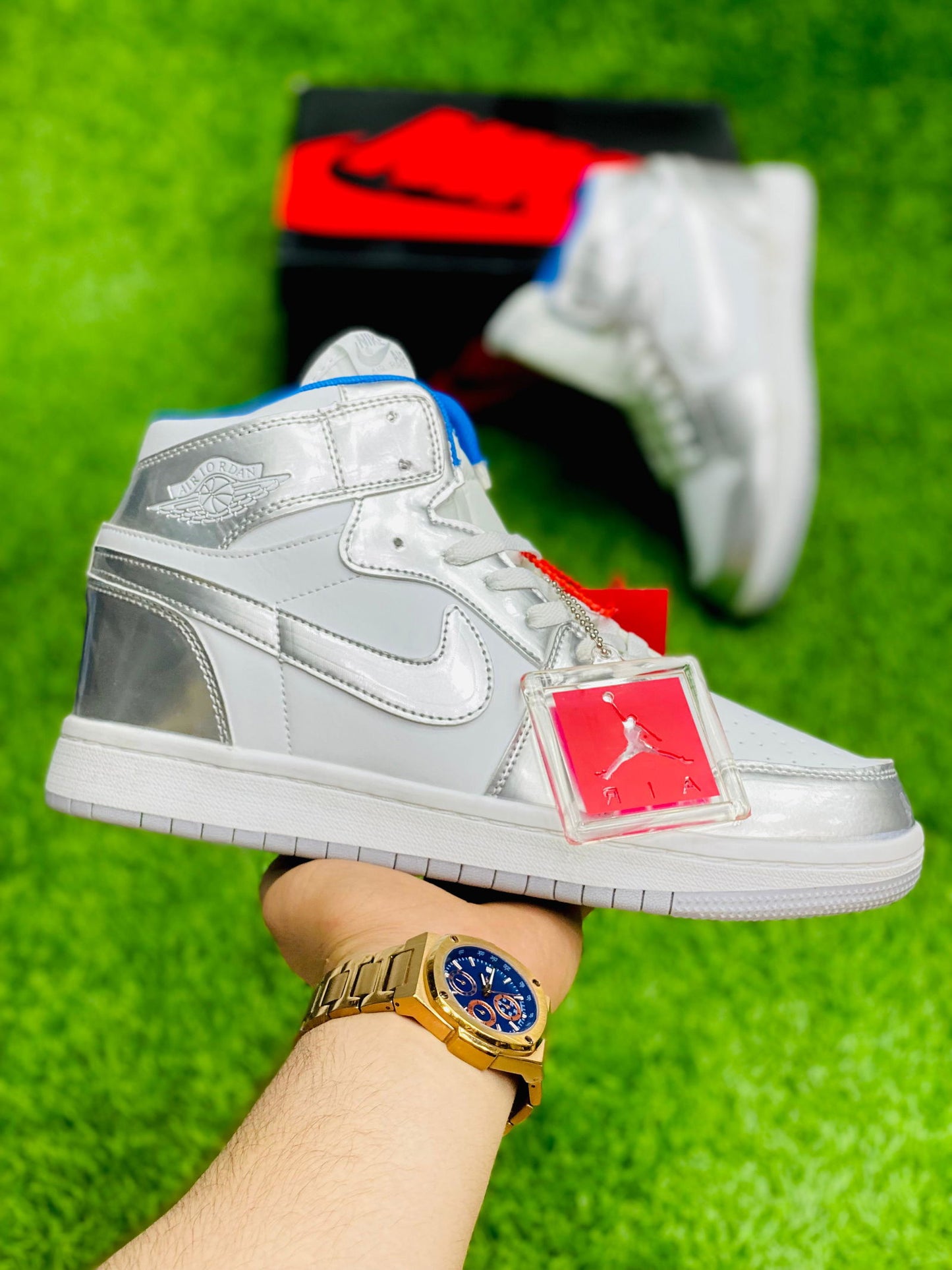 Air Jordan 1 Mid SE Metallic Silver - Duad (ض)
