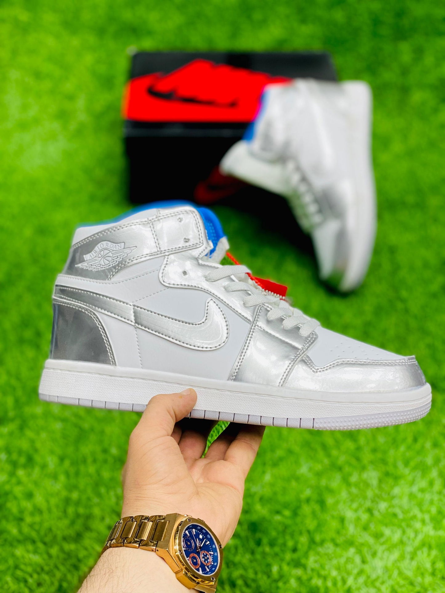 Air Jordan 1 Mid SE Metallic Silver - Duad (ض)