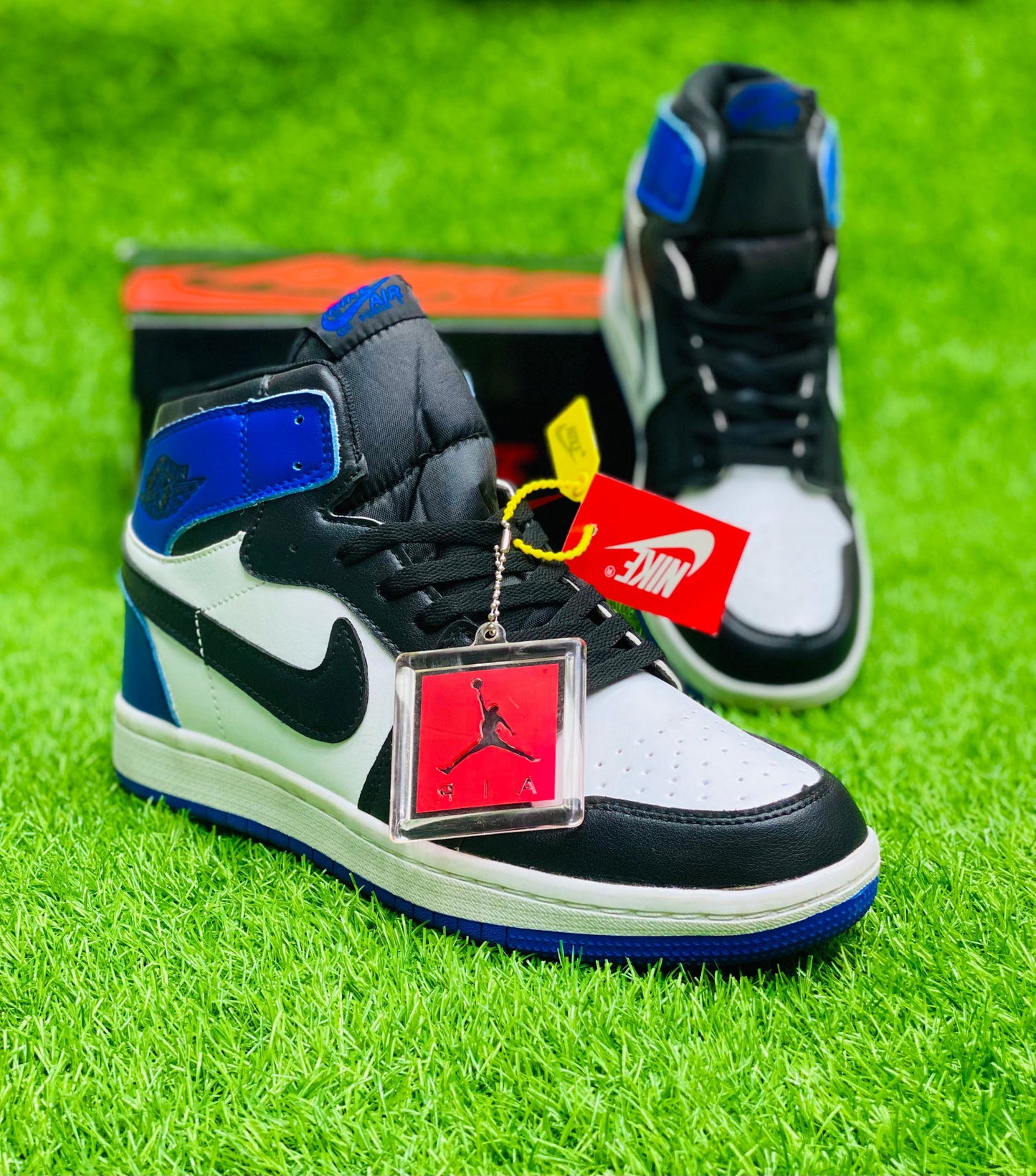 Air Jordan 1 White Racer Blue Mid - Duad (ض)
