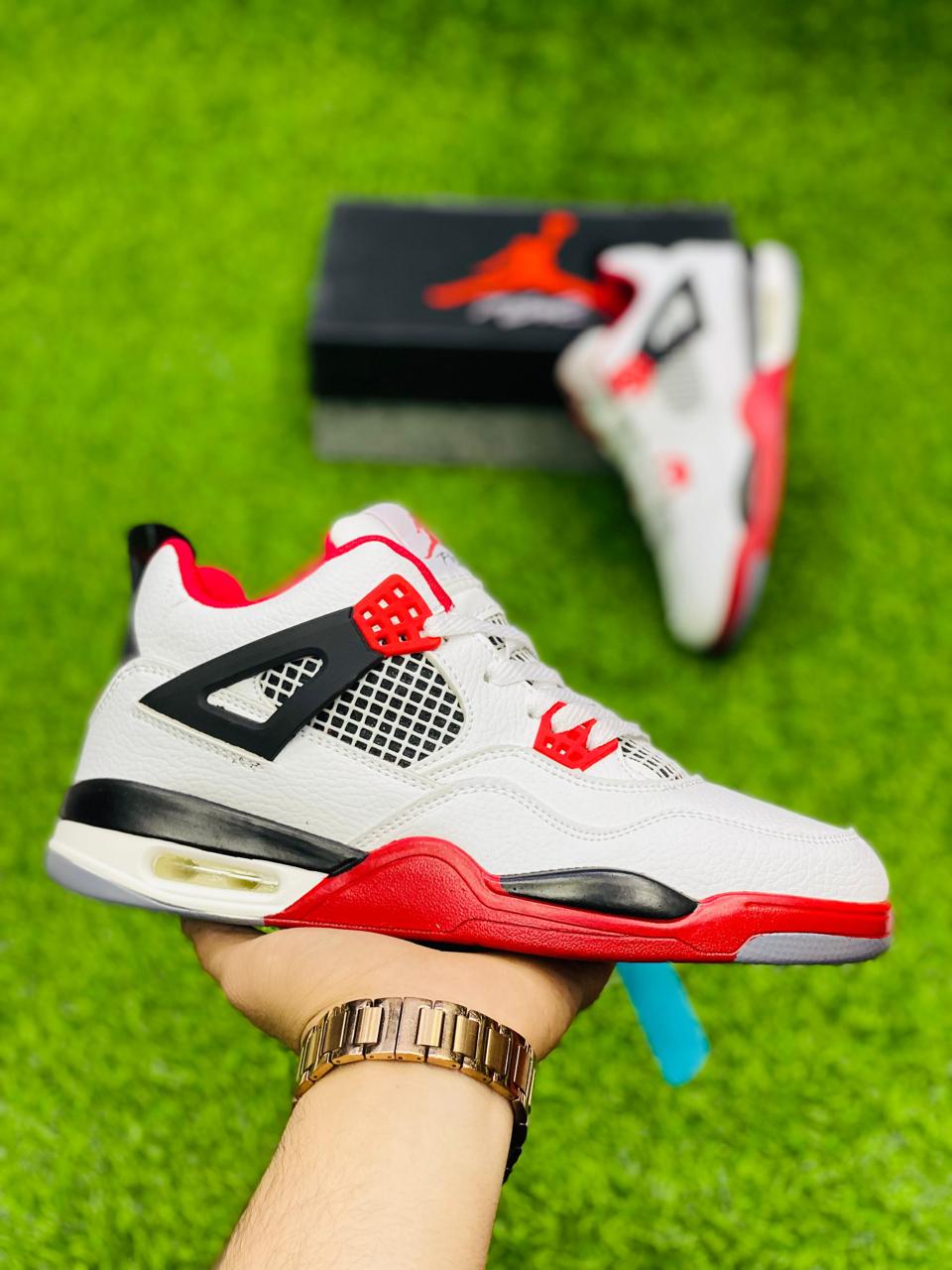 Air Jordan 4 Retro Fire Red - Duad (ض)