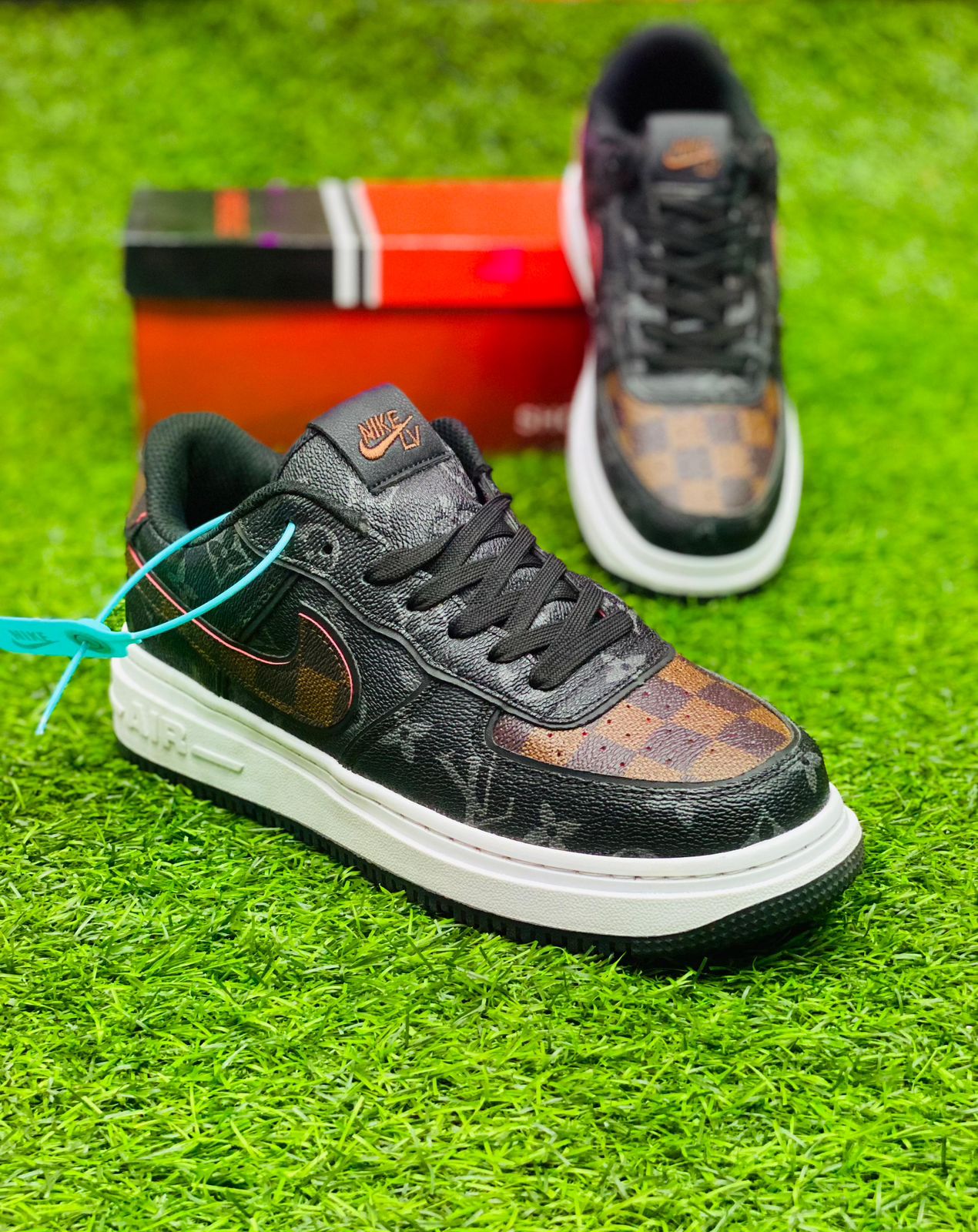 Louis Vuitton x Nike Air Force 1 Low - Duad (ض)