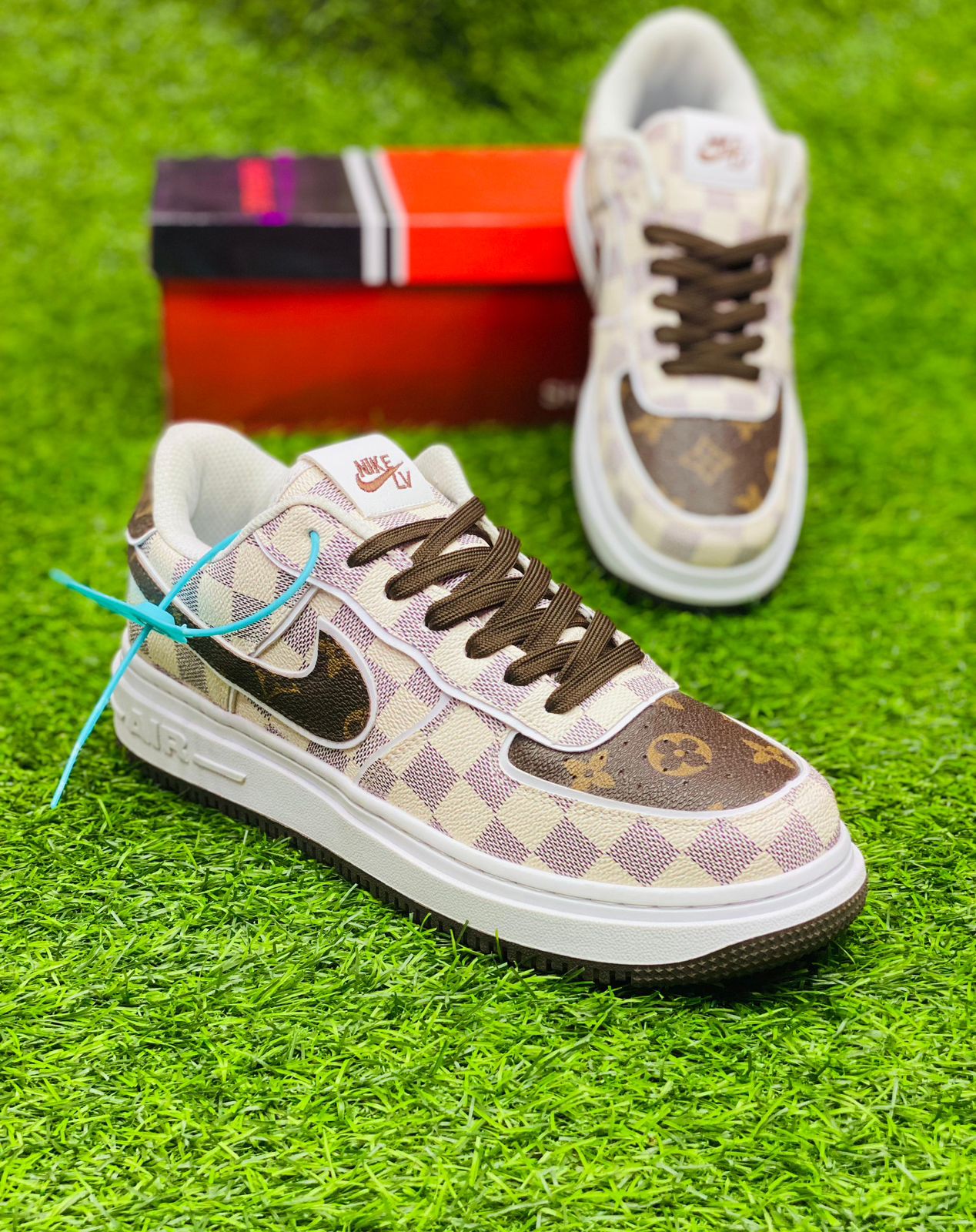Louis Vuitton x Nike Air Force 1 Low - Duad (ض)