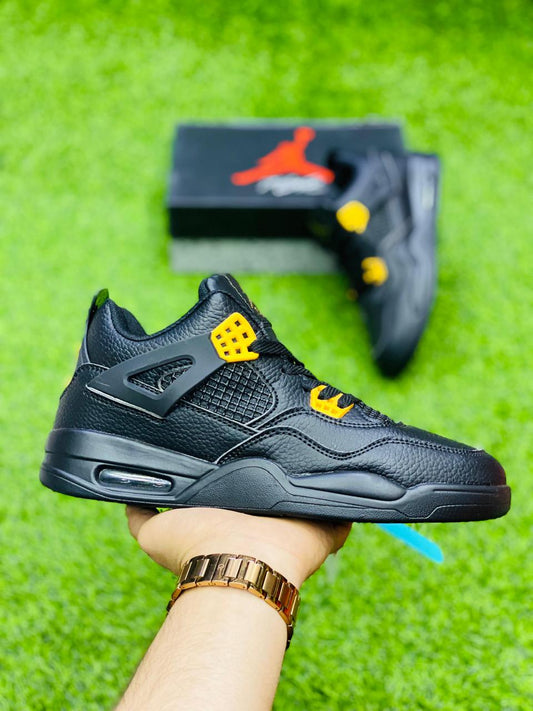Air Jordan 4 Retro Thunder - Duad (ض)