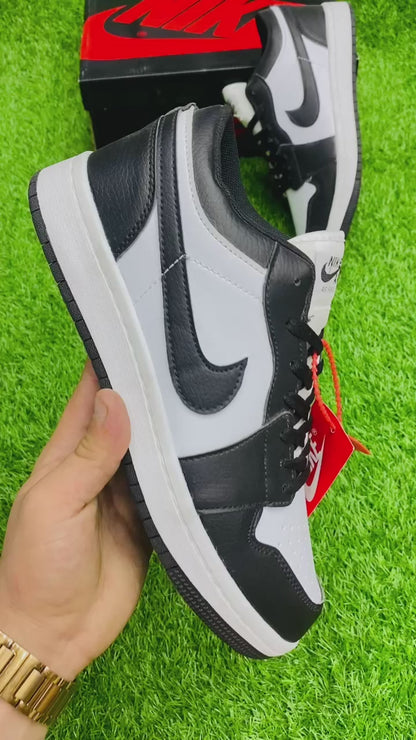 Nike Air Jordan 1 Low Panda